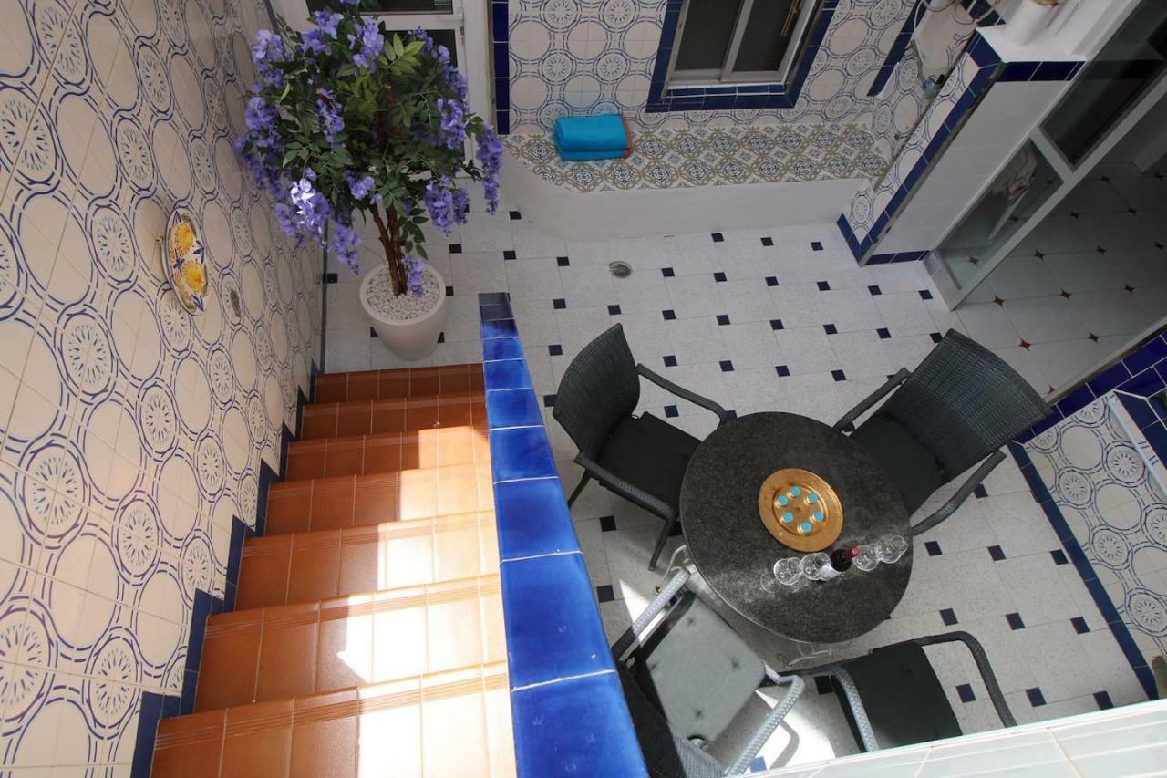 Big Apartment With Unique Patio Near Santa Barbara Castle Alicante Exterior photo