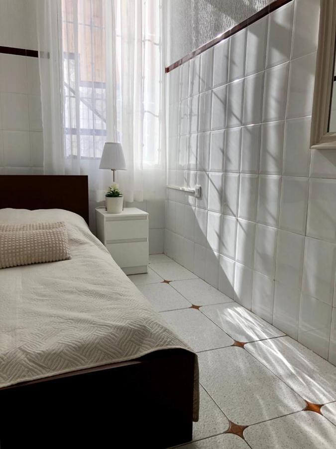 Big Apartment With Unique Patio Near Santa Barbara Castle Alicante Exterior photo